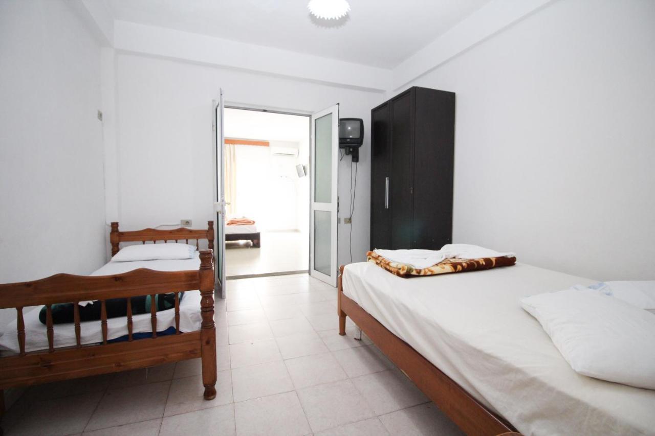Jonufra Hotel 3*